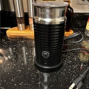 nespresso aeroccino3 milk frother